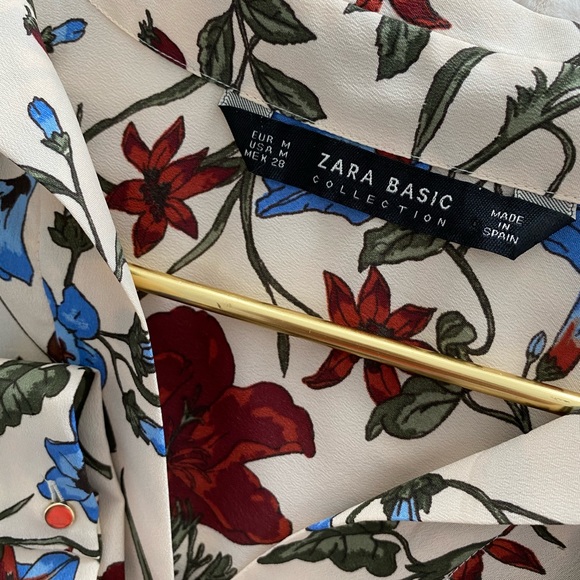 ZARA Basics Floral Print Long Sleeve Blouse - Picture 3 of 6